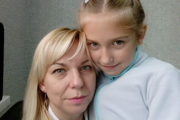 Help Olga and Liza from Ukraine come to USA